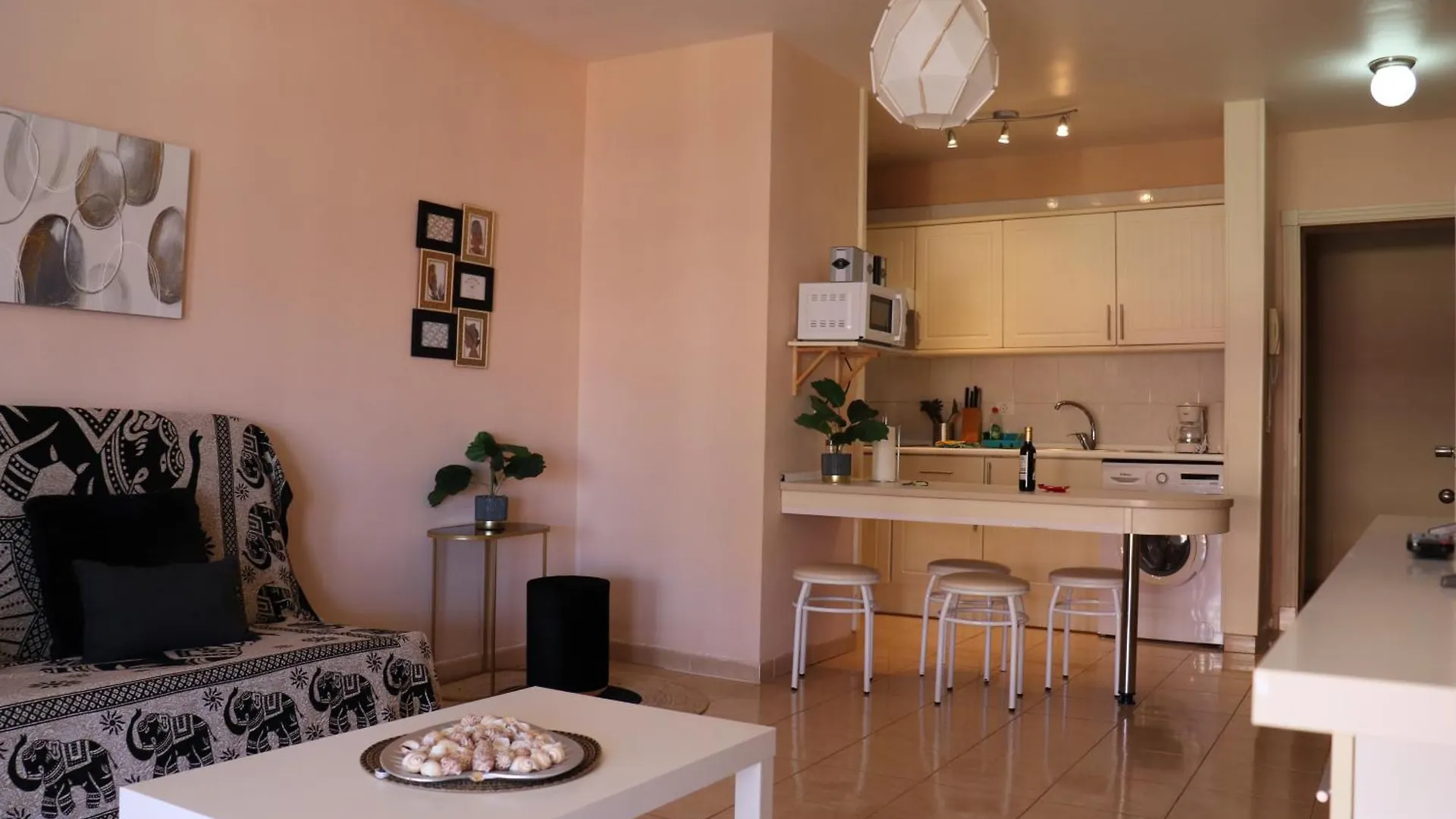 Estupendo Apartamento Puerto de Santiago  Apartmán Puerto de Santiago (Tenerife)